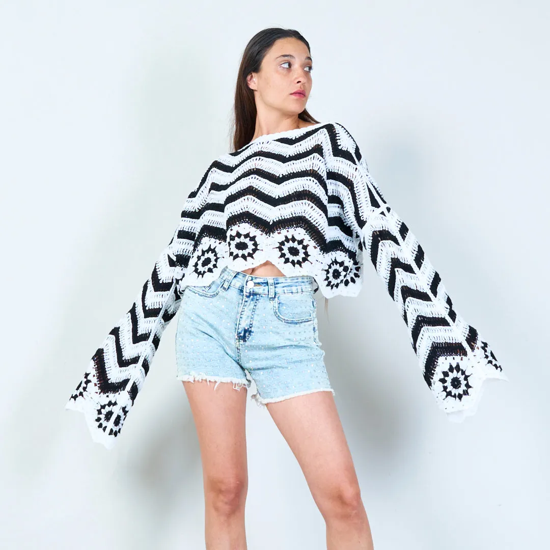 Crochet sweater with chevron and floral pattern wholesale