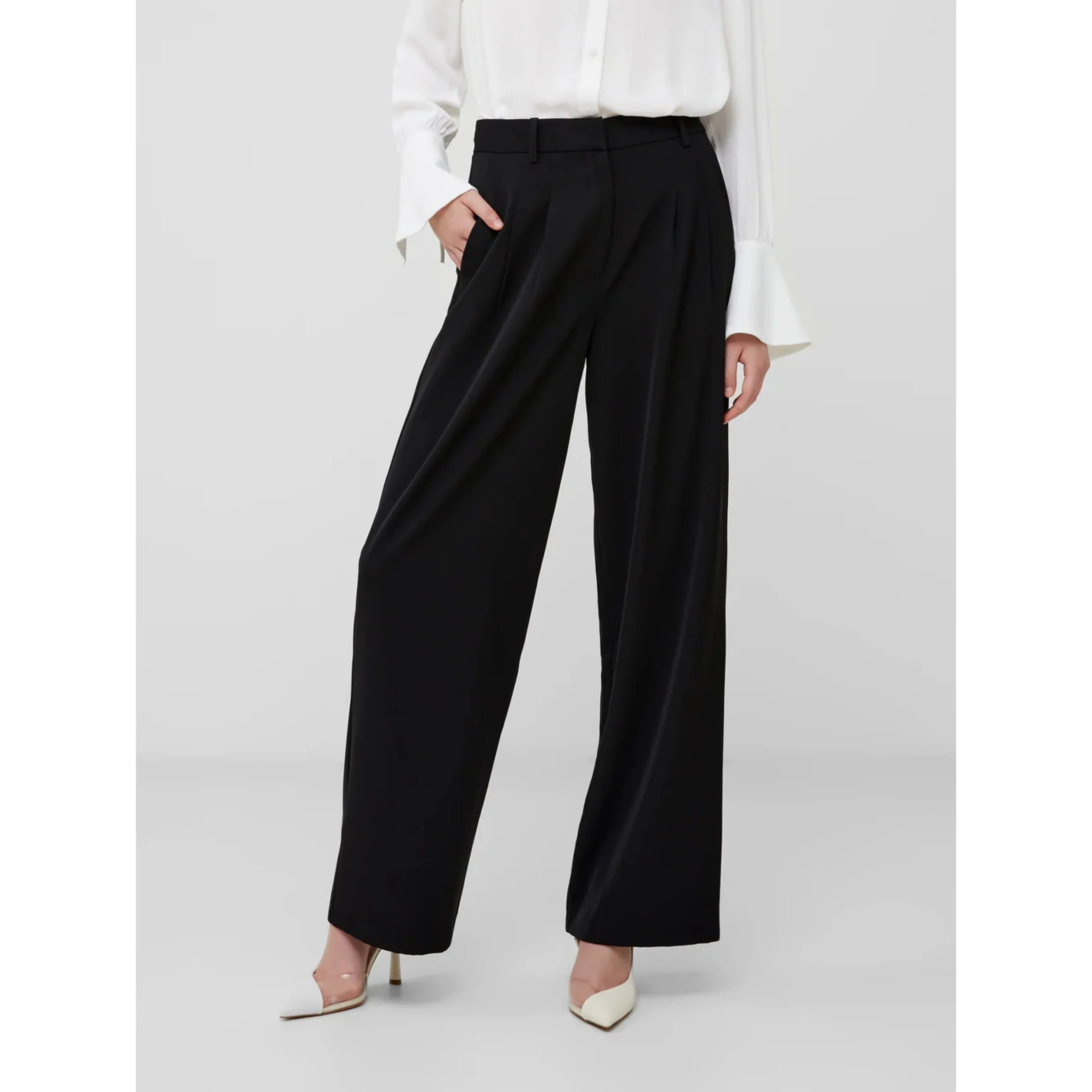 French Connection Harrie Tailored Trouser in Black 74RZA